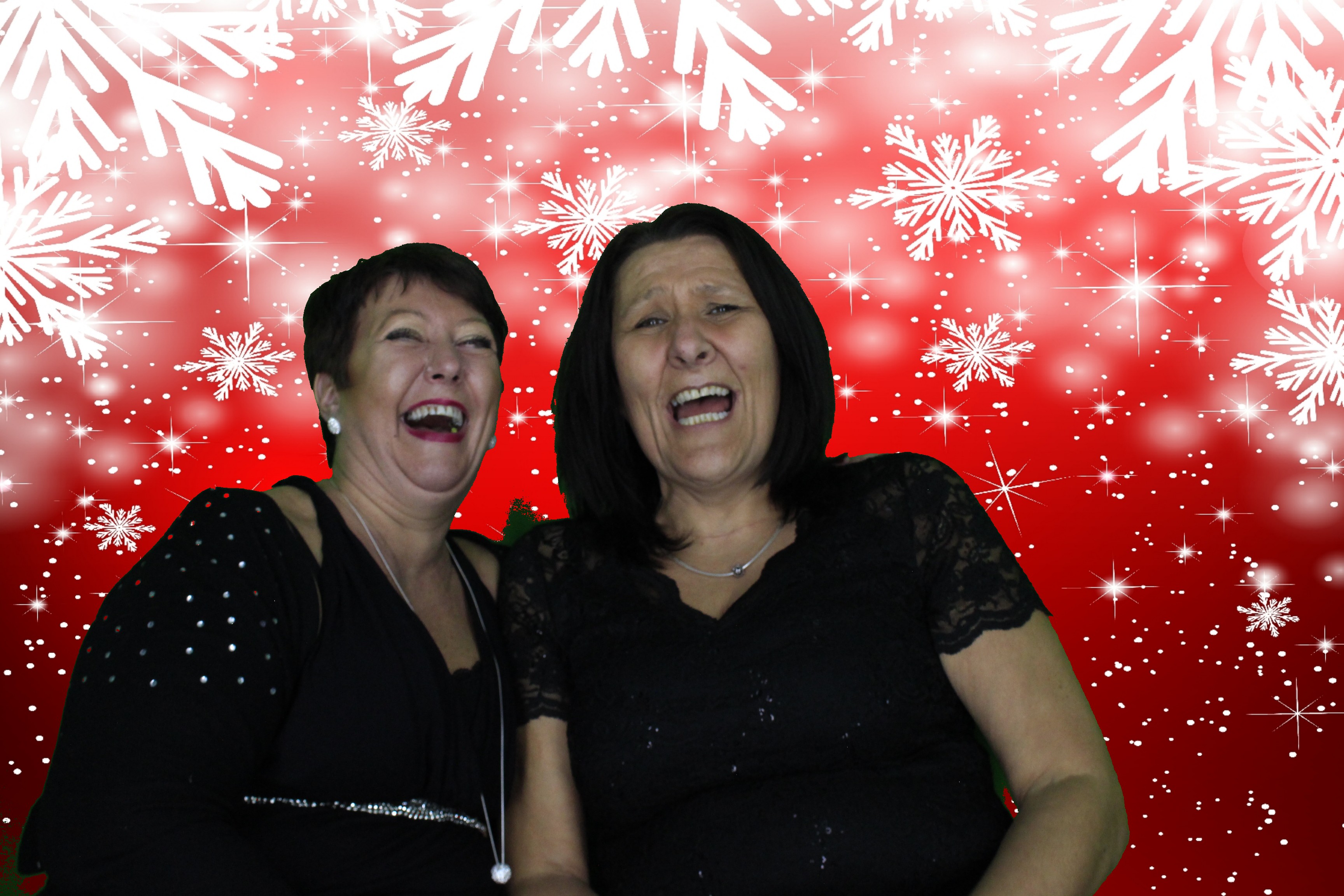 Silvermere Christmas Party  | View more photos from the event at gallery.myphotoboothexperience.co.uk/u/MyPhotoBoothExperienceLtd/Silvermere-Christmas-Party-0
